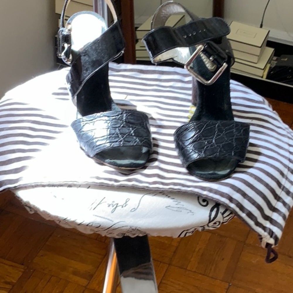 Sandals - Picture 2 of 2